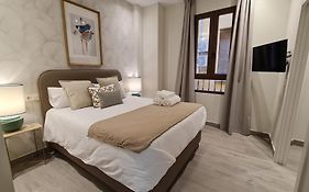 Suspiro 102 Cosmopolitan Loft